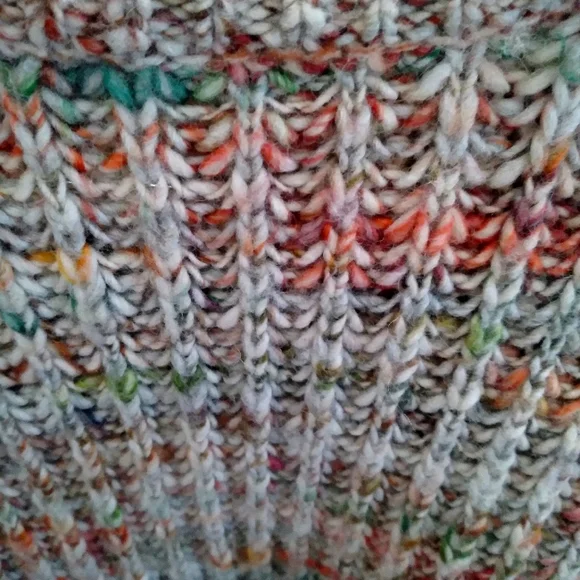 Aritzia Wilfred Free Retrograde Multicolor Knit Cropped Sweater - Picture 2 of 6